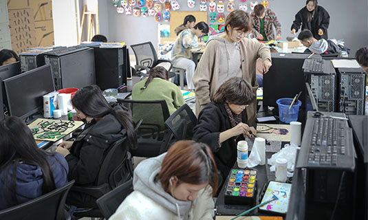 平面广告设计与制作实验室